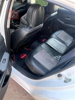 نیسان سێنترا